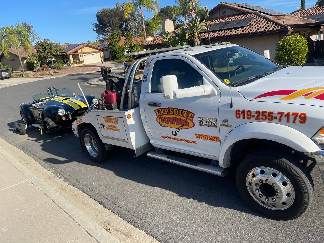 Classic Car Towing – Finding the Right Company
