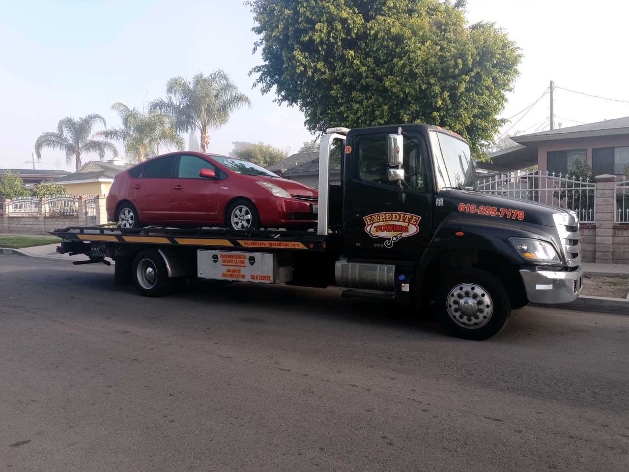 Key Details to Provide a Towing Company After a Car Breakdown